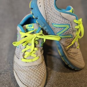 New Balance Womens 10 Blue & Lime Athletic Sneakers